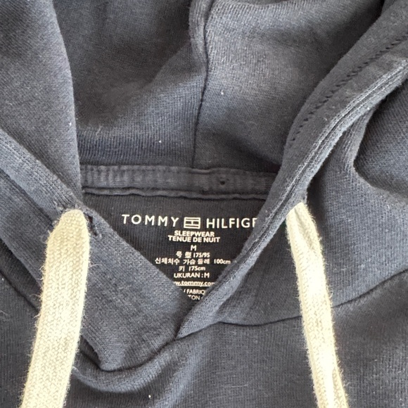 Tommy Hilfiger Dark Blue Hoodie with Logo sleeves - not bulky - lounge Size M - Picture 2 of 4